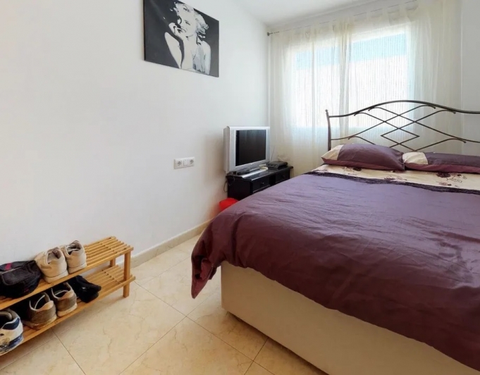Apartamento de 3 dormitorios cerca de la playa Arenal